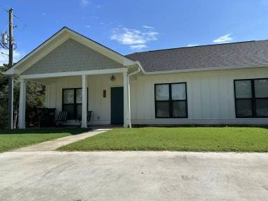 Main picture of 192 Vickery St