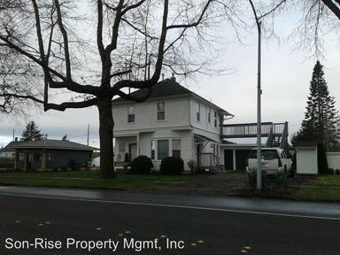 Main picture of 814 Front St