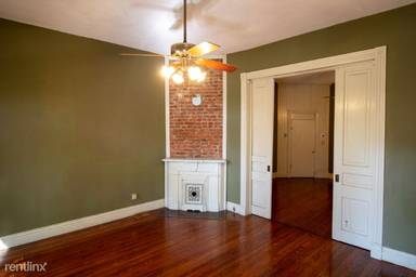 Main picture of 1425 Debarr St