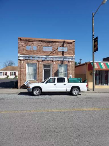 Main picture of 318 W Main St