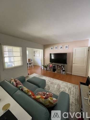 Main picture of 1135 N Verdugo Rd