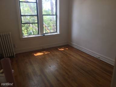 Main picture of 1742 E 2nd St