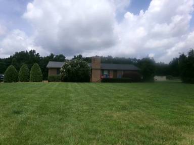 Main picture of 37247 Barnhardt Rd