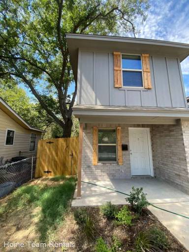 Main picture of 1015 N 10th St