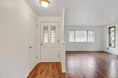 Main picture of 8175 SW Mapleleaf St