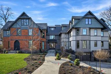 Main picture of 34 Clinton Ave