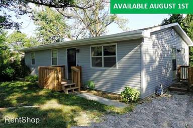 Main picture of 6821 E Quaker Cir