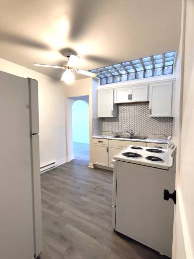 Main picture of 117 W Market St