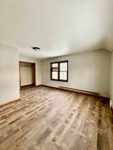 Main picture of 239 2nd Ave SE - 3