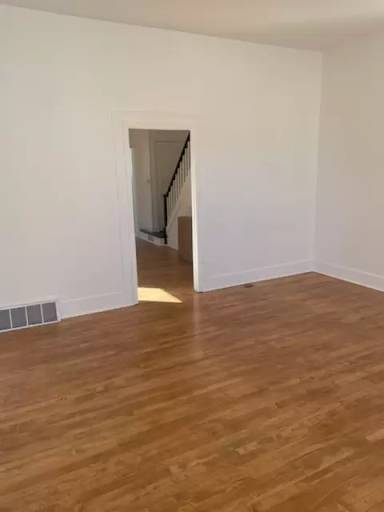 Main picture of 517 N Illinois St