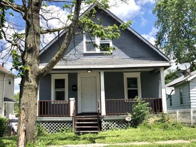 Main picture of 1169 7th Ave