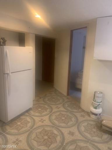 Main picture of 571 E 89th St
