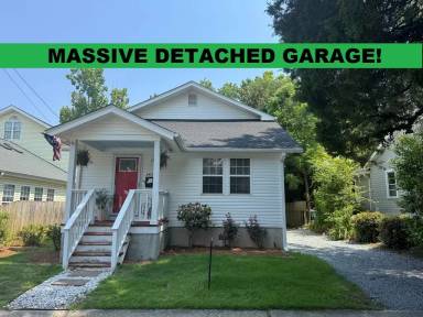 Main picture of 2415 Circle St