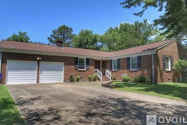 Main picture of 203 Cherokee Ct