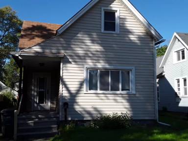 Main picture of 228 S Fearing Blvd