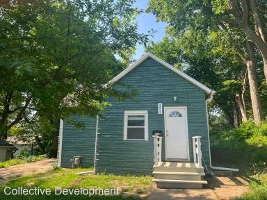 Main picture of 3215 Franklin St
