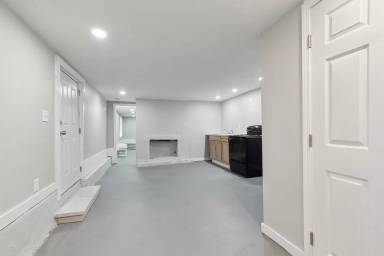 Main picture of 2301 Peniston St