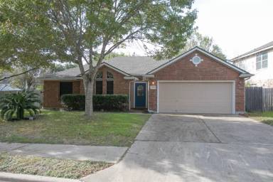 Main picture of 16910 Tortoise St
