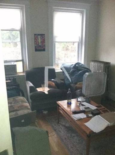 Main picture of 110 Brainerd Rd