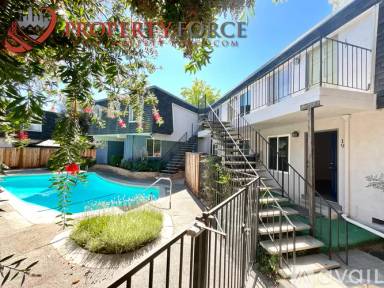 Main picture of 946 Tamarack Ln
