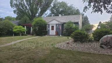 Main picture of 926 N Mandan St