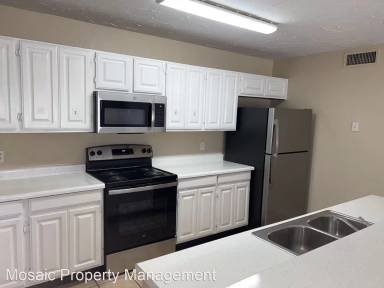 Main picture of 8846 W Bluefield Ave