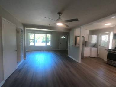 Main picture of 14 Treanor St