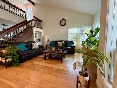 Main picture of 7034 Ivy St