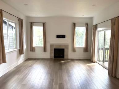 Main picture of 17820 SW Maiden Ct