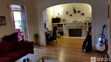 Main picture of 3451 N Harding Ave