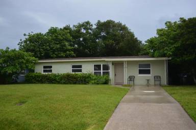 Main picture of 2903 Sprague Dr