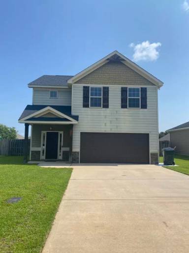 Main picture of 210 Edgarton Way