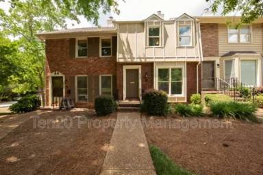 Main picture of 2135 13th St