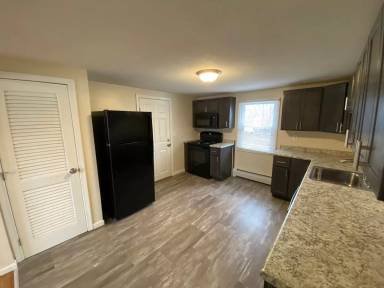 Main picture of 1 Hamel Ave