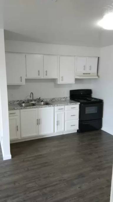 Main picture of 101 California St