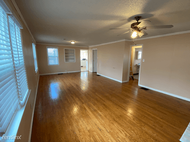 Main picture of 2218 W Iliff Ave
