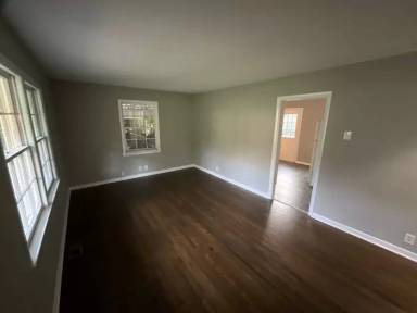 Main picture of 4021 Hutson Ave