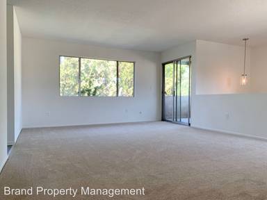 Main picture of 2708 Santiago Rd