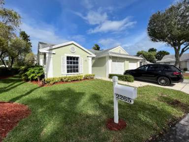 Main picture of 2265 SE 5th Ct
