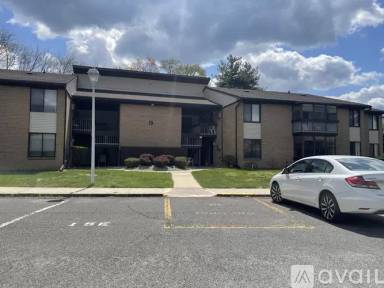 Main picture of 15 Pine Cluster Cir