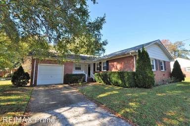 Main picture of 4509 Hunters Point Dr