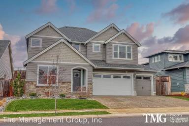 Main picture of 1607 NE 37th Ave