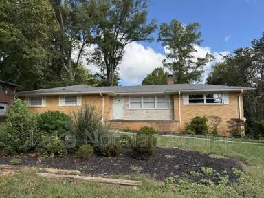 Main picture of 317 Dakota St