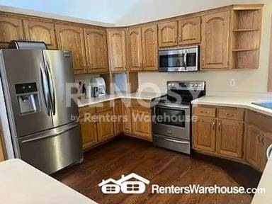 Main picture of 7854 9th St N