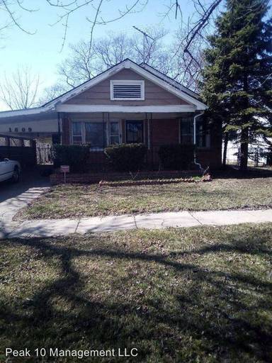 Main picture of 1609 N Ash Ave