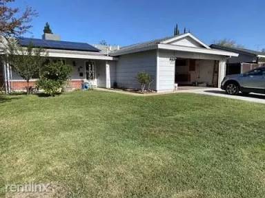 Main picture of 3052 Rosemont Dr