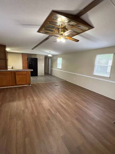 Main picture of 705 Williamsburg Dr