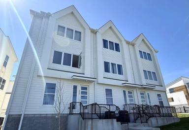 Main picture of 5631 Lenox Ave