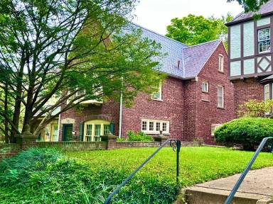 Main picture of 4422 Greenwich Pkwy NW