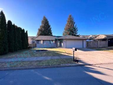 Main picture of 18165 Bluff Rd